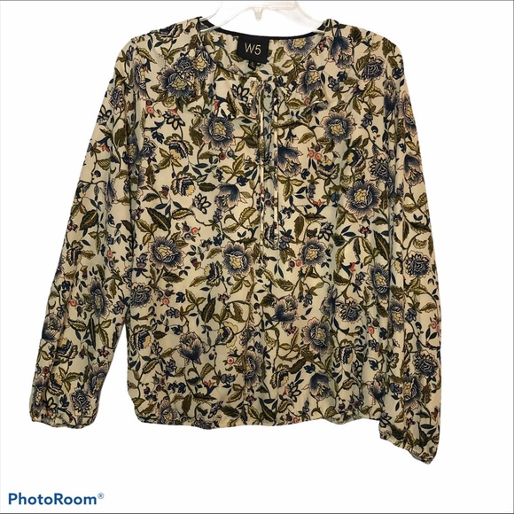 W5 Tops - W5 floral/ruffle collar blouse size M
